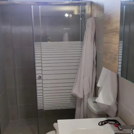 Fioravante 아파트 아르고스톨리온