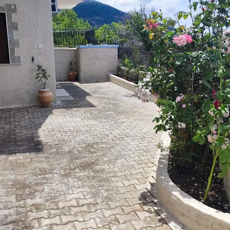 아파트 Fioravante